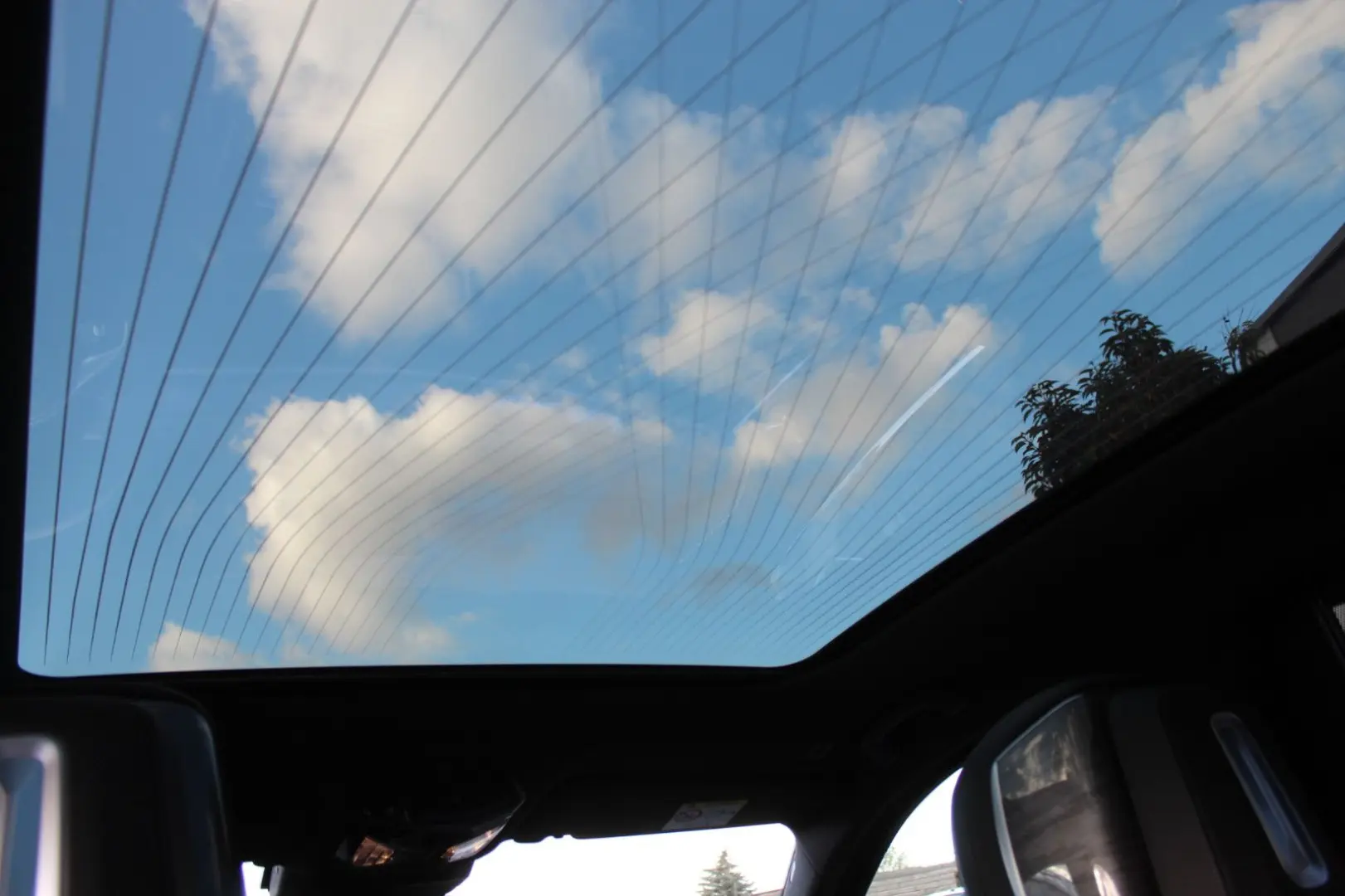 750 e xDrive Design Pure Excellence  Sky Lounge