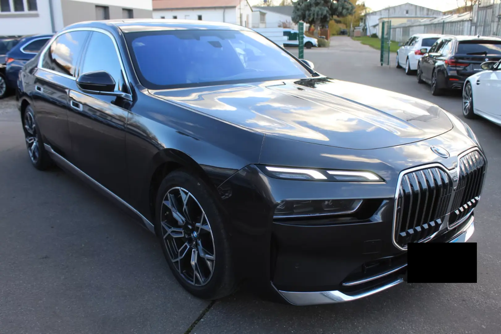 750 e xDrive Design Pure Excellence  Sky Lounge