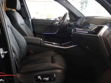 X5 30 d xDrive M Sportpaket  AHK LED  Sky Panor