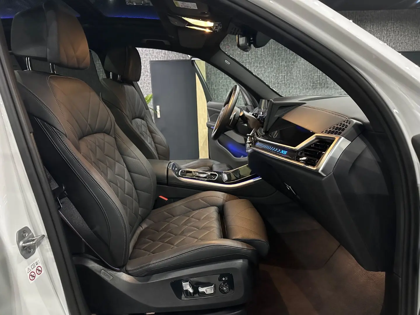 X5 30d xDrive M Sport Pro  SkyLounge  Soft-Close