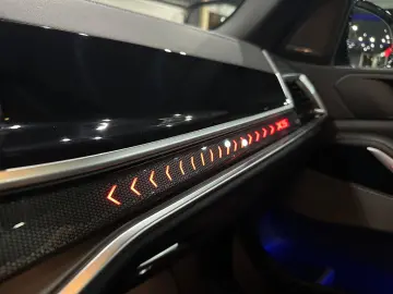 X5 30d xDrive M Sport Pro  SkyLounge  Soft-Close