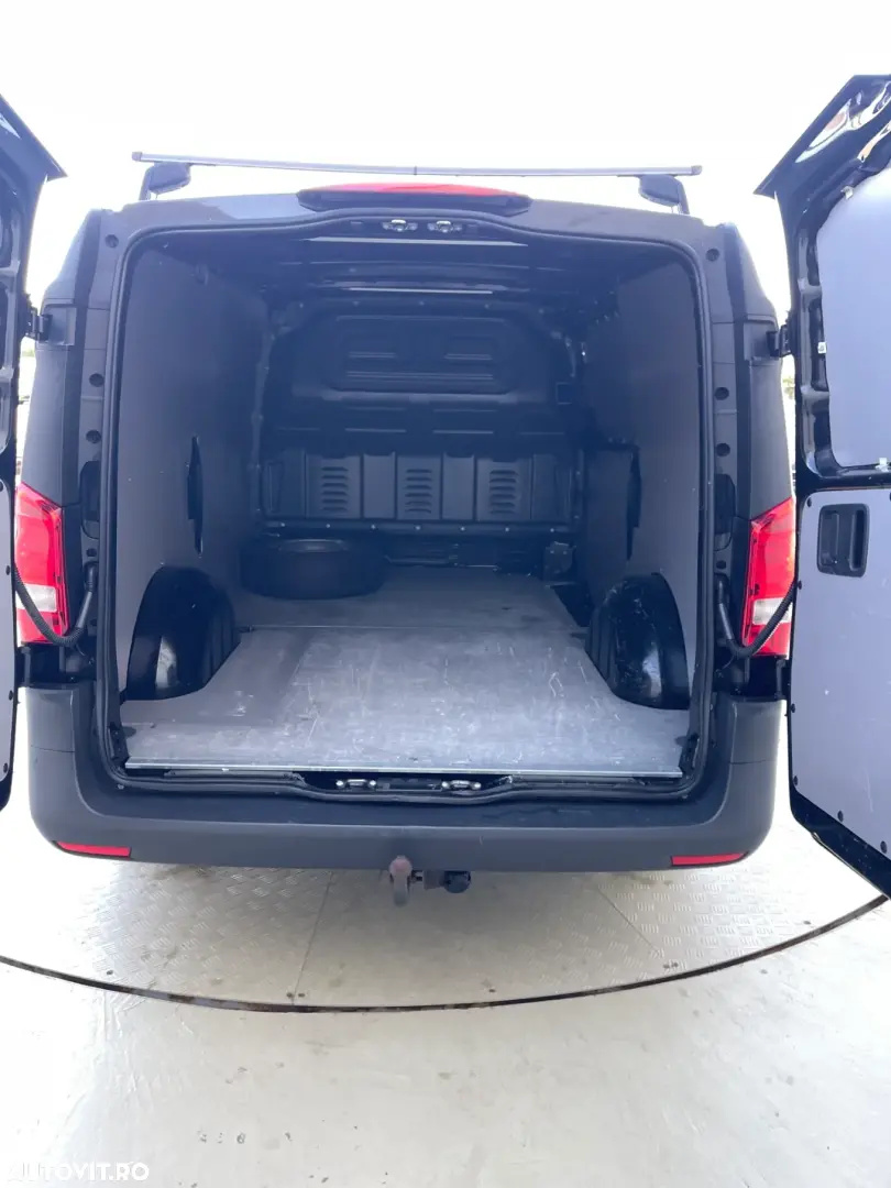 Mercedes-Benz Vito 114CDI LUNG USI SPATE