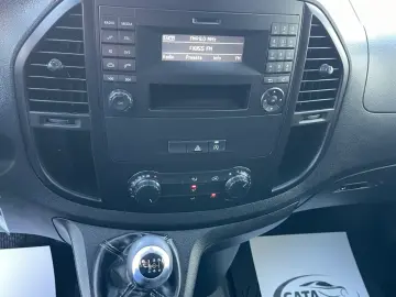 Mercedes-Benz Vito 114CDI LUNG USI SPATE