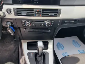 BMW Seria 3 E91 330d 2012 Facelift – 245CP   Automat