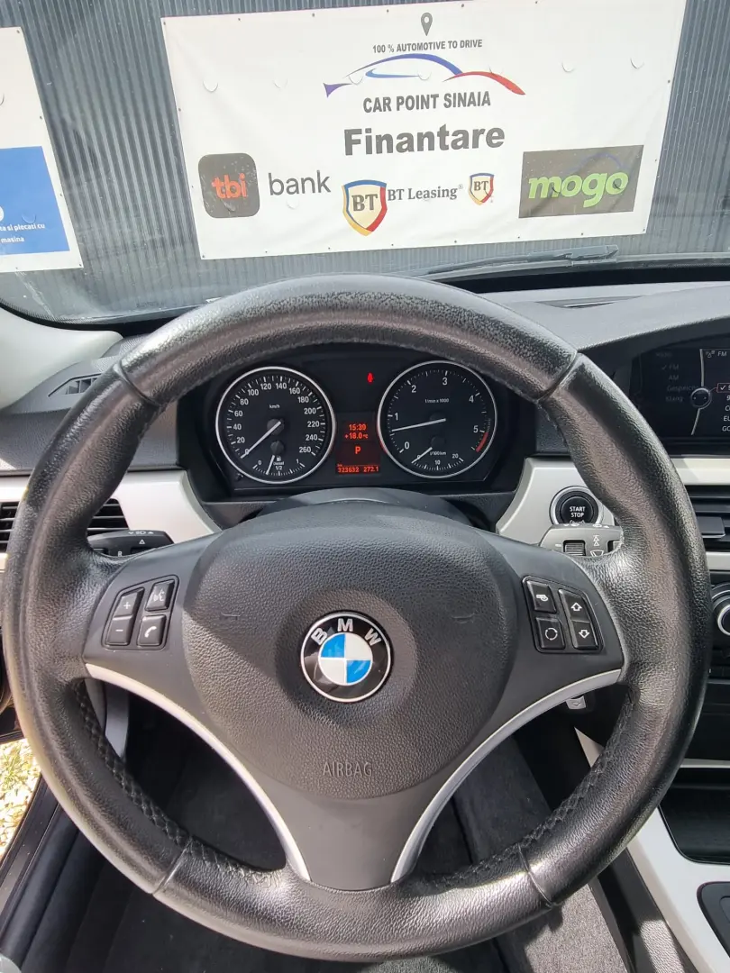BMW Seria 3 E91 330d 2012 Facelift – 245CP   Automat