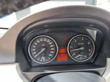 BMW Seria 3 E91 330d 2012 Facelift – 245CP   Automat