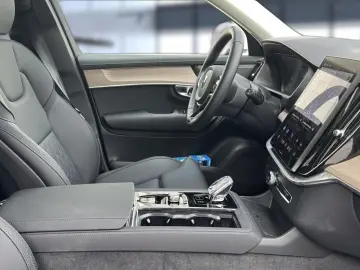 XC 90 Plus Bright Recharge Plug-In Hybrid AWD