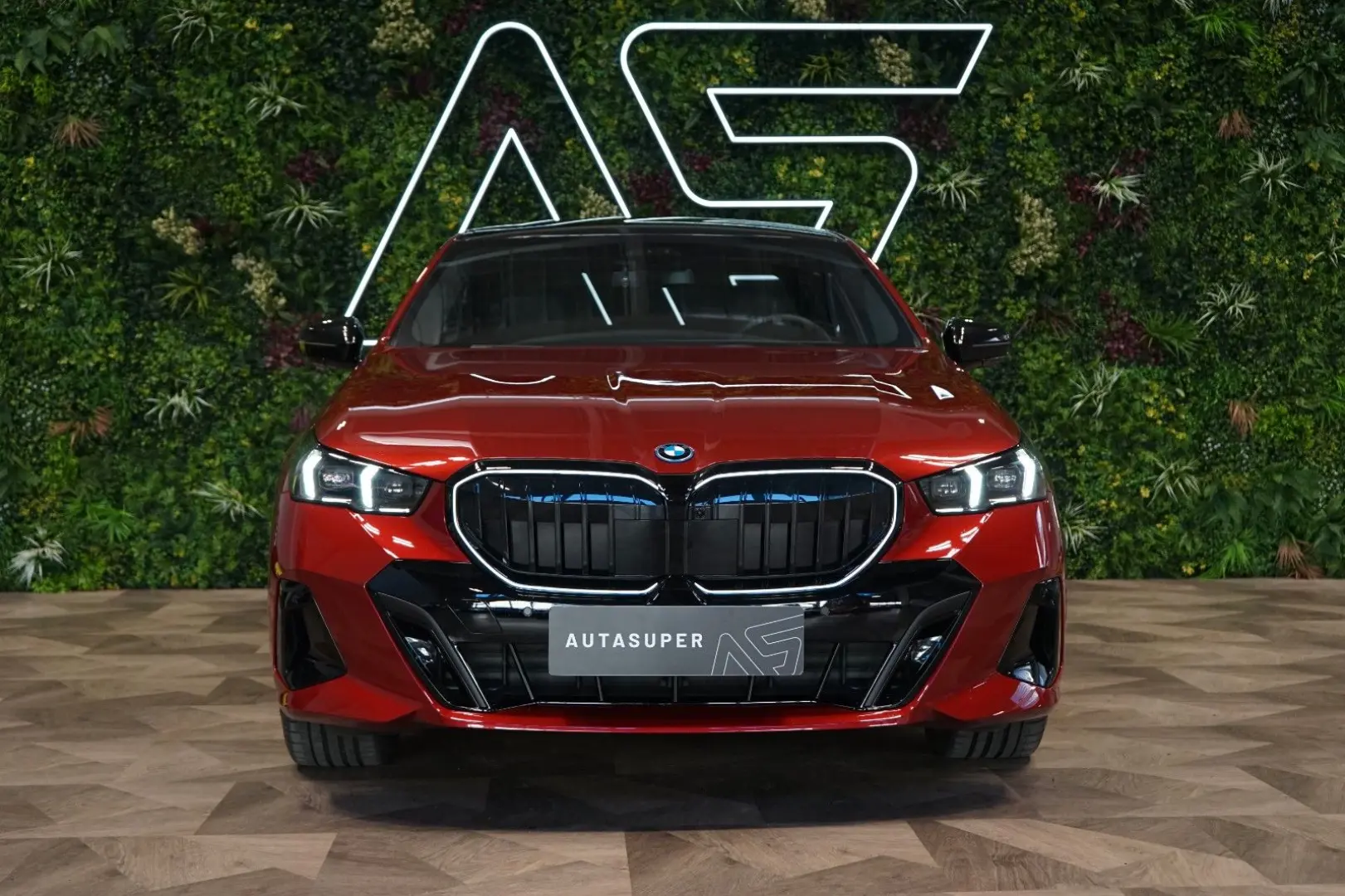 550e xDRIVE BOWERS HUD 360 64.298€ NETTO