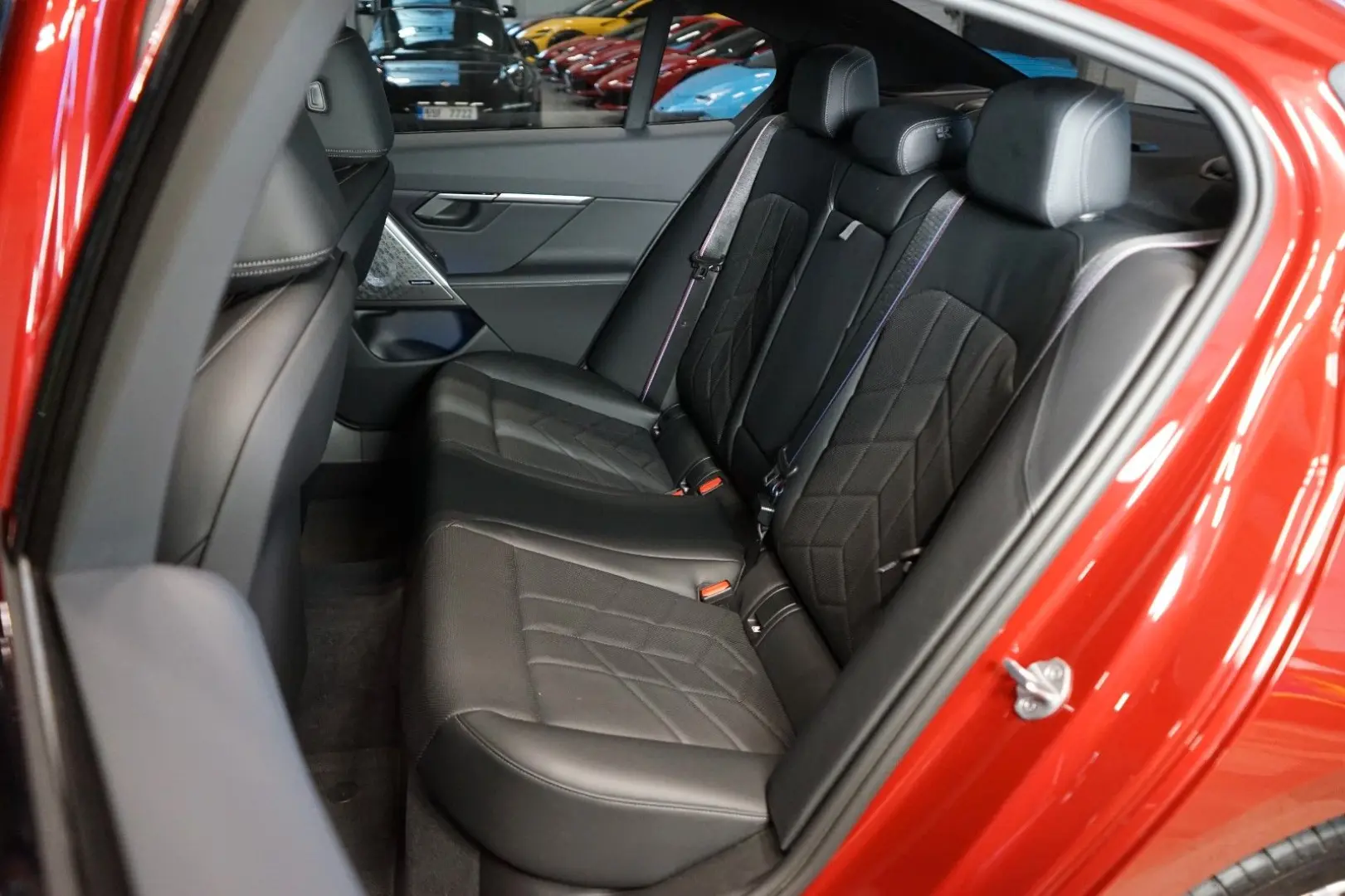 550e xDRIVE BOWERS HUD 360 64.298€ NETTO