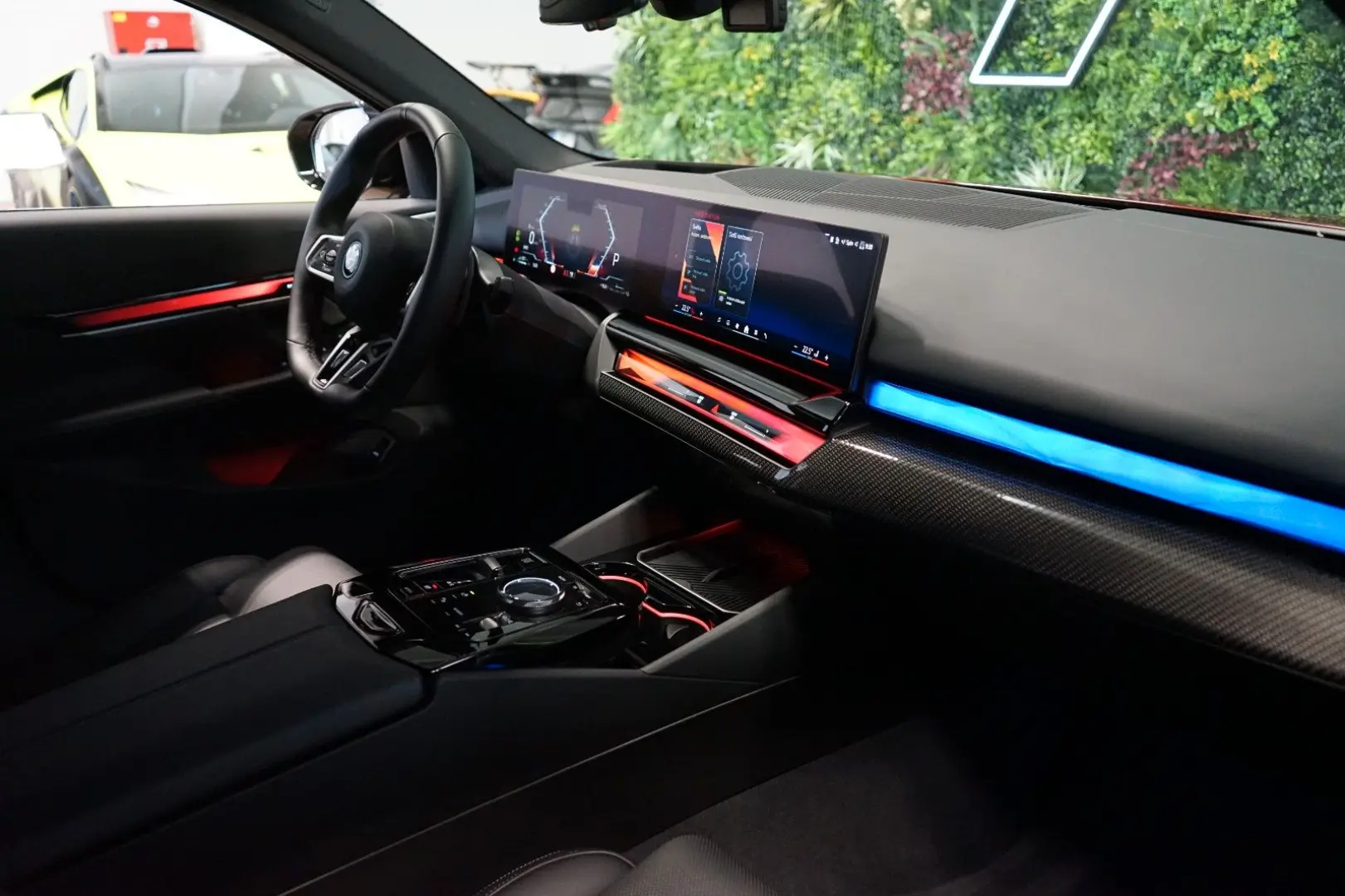 550e xDRIVE BOWERS HUD 360 64.298€ NETTO