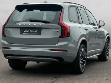 XC90 T8 AWD Plus Dark 7-Seats Facelift