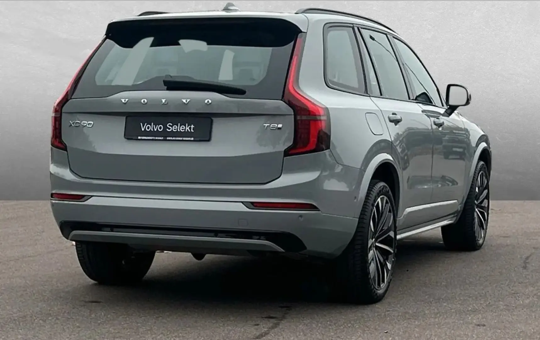 XC90 T8 AWD Plus Dark 7-Seats Facelift