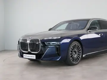i7 M70 xDrive