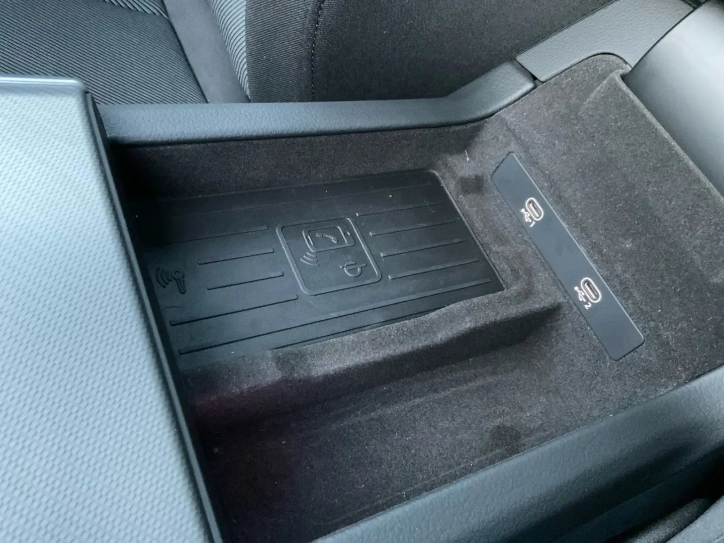 A6 Limousine 40 TDI quattro Sport AHK PANO ACC