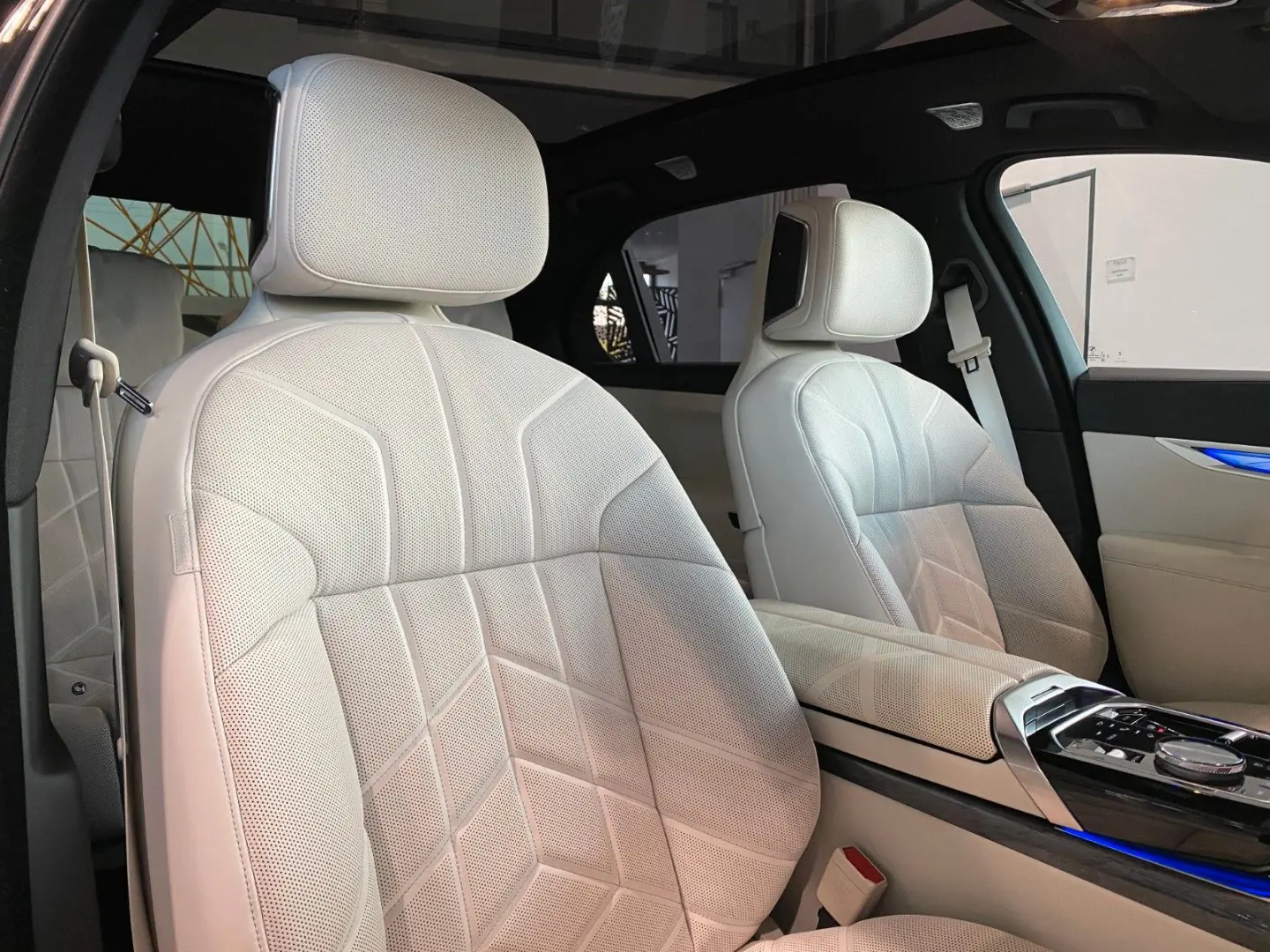 750e M-Sport Merino Executive 4xSbel B&W Diamond