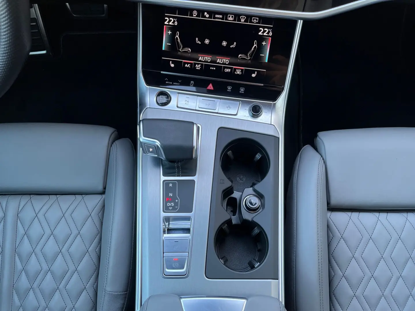 A6 Limousine 55 TFSI quattro S tronic sport HUD