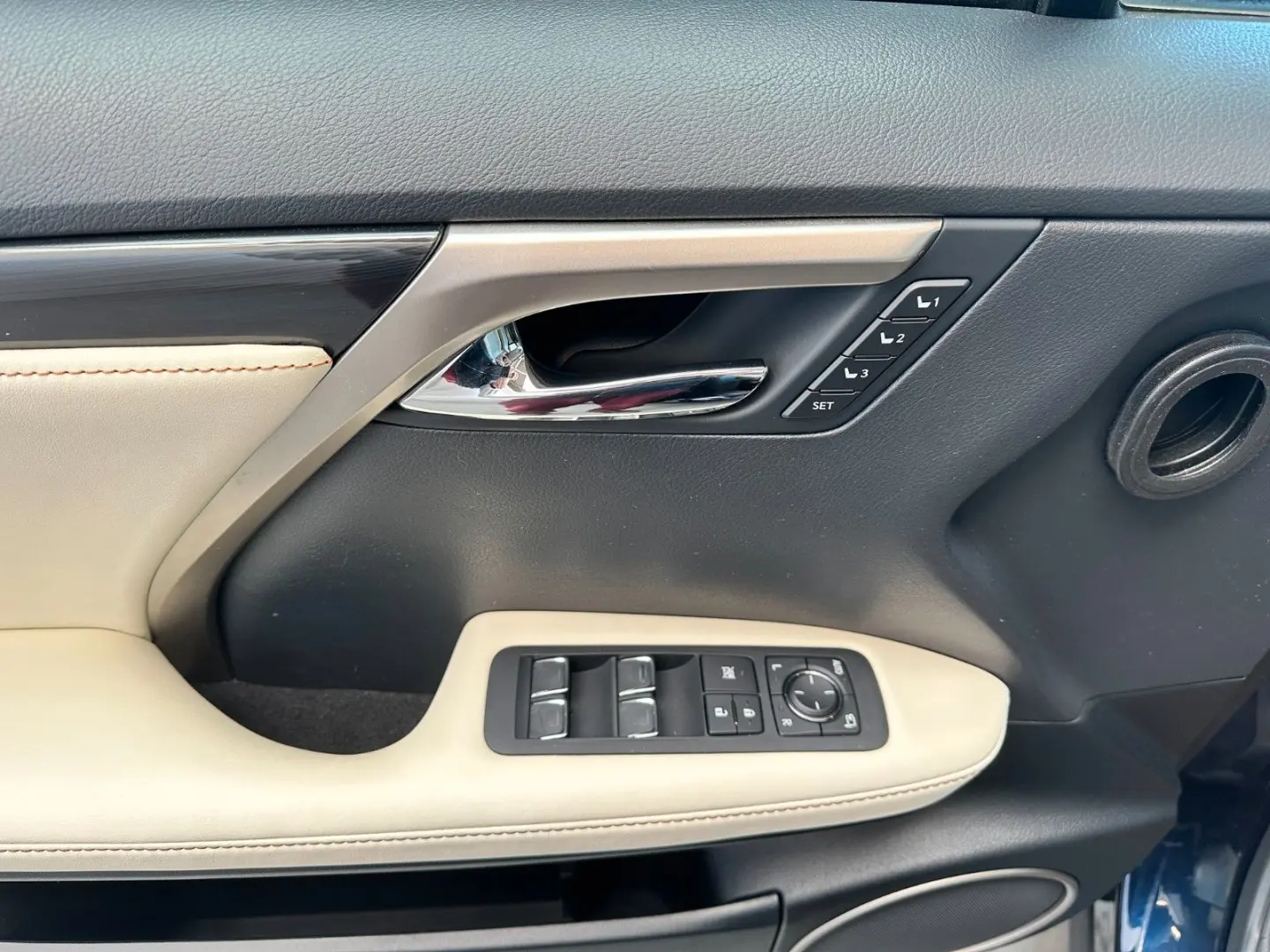 RX 450h AWD Executive Led Head-Up Leder Navi