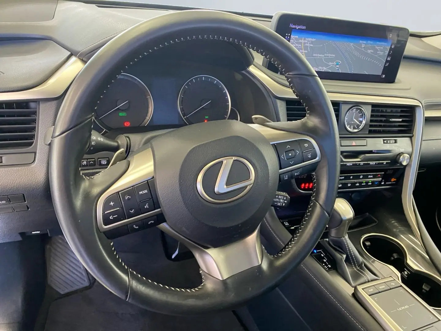 RX 450h Executive Line  Allrad Pano HUD Leder CA