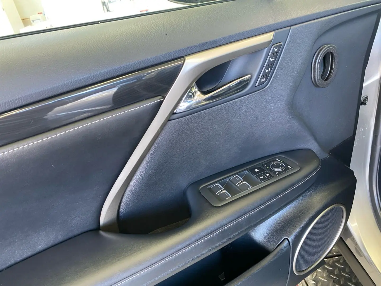 RX 450h Executive Line  Allrad Pano HUD Leder CA