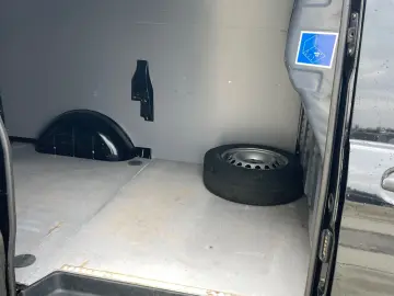 Mercedes-Benz Vito 114CDI AUTOMAT LUNG USI SPATE