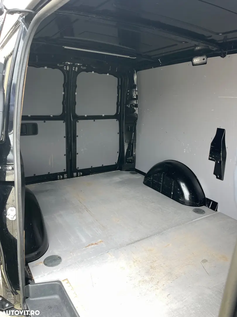 Mercedes-Benz Vito 114CDI AUTOMAT LUNG USI SPATE