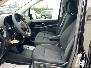 Mercedes-Benz Vito 114CDI AUTOMAT LUNG USI SPATE