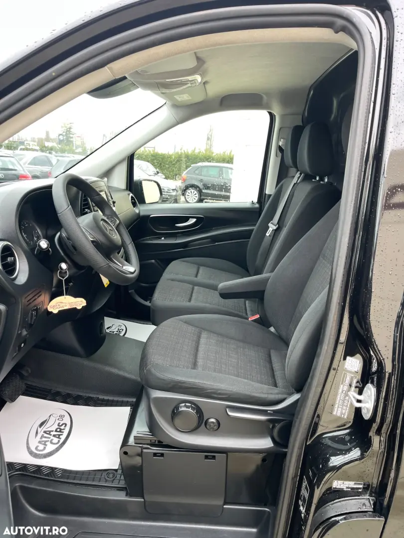 Mercedes-Benz Vito 114CDI AUTOMAT LUNG USI SPATE