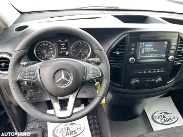 Mercedes-Benz Vito 114CDI AUTOMAT LUNG USI SPATE