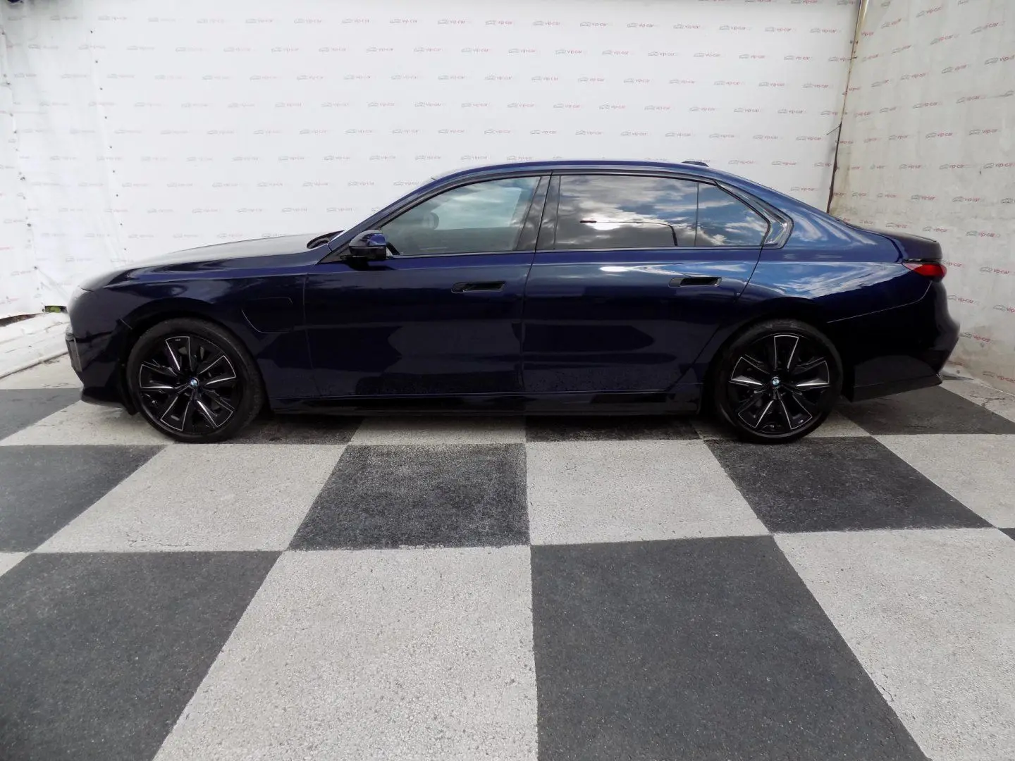 750e xDrive M-Sport Full-LED Massage