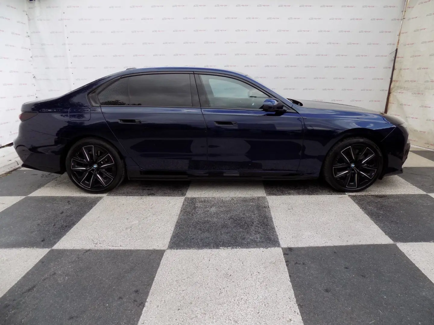 750e xDrive M-Sport Full-LED Massage