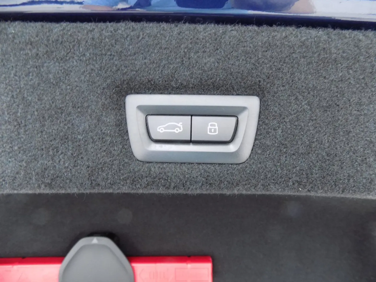 750e xDrive M-Sport Full-LED Massage