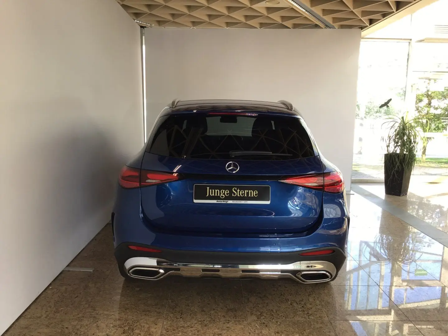 GLC 300 d 4M AMG Line Advanced Plus AHK Pano 20'