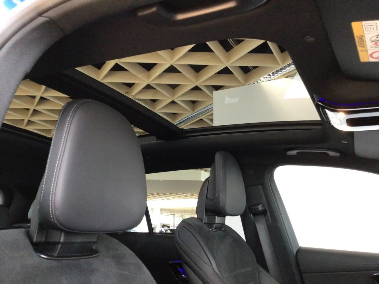 GLC 300 d 4M AMG Line Advanced Plus AHK Pano 20'