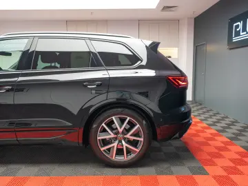 Volkswagen Touareg R-Line Black Style   V6 TDI - STOC!!!