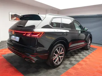 Volkswagen Touareg R-Line Black Style   V6 TDI - STOC!!!