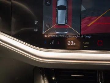 Volkswagen Touareg R-Line Black Style   V6 TDI - STOC!!!