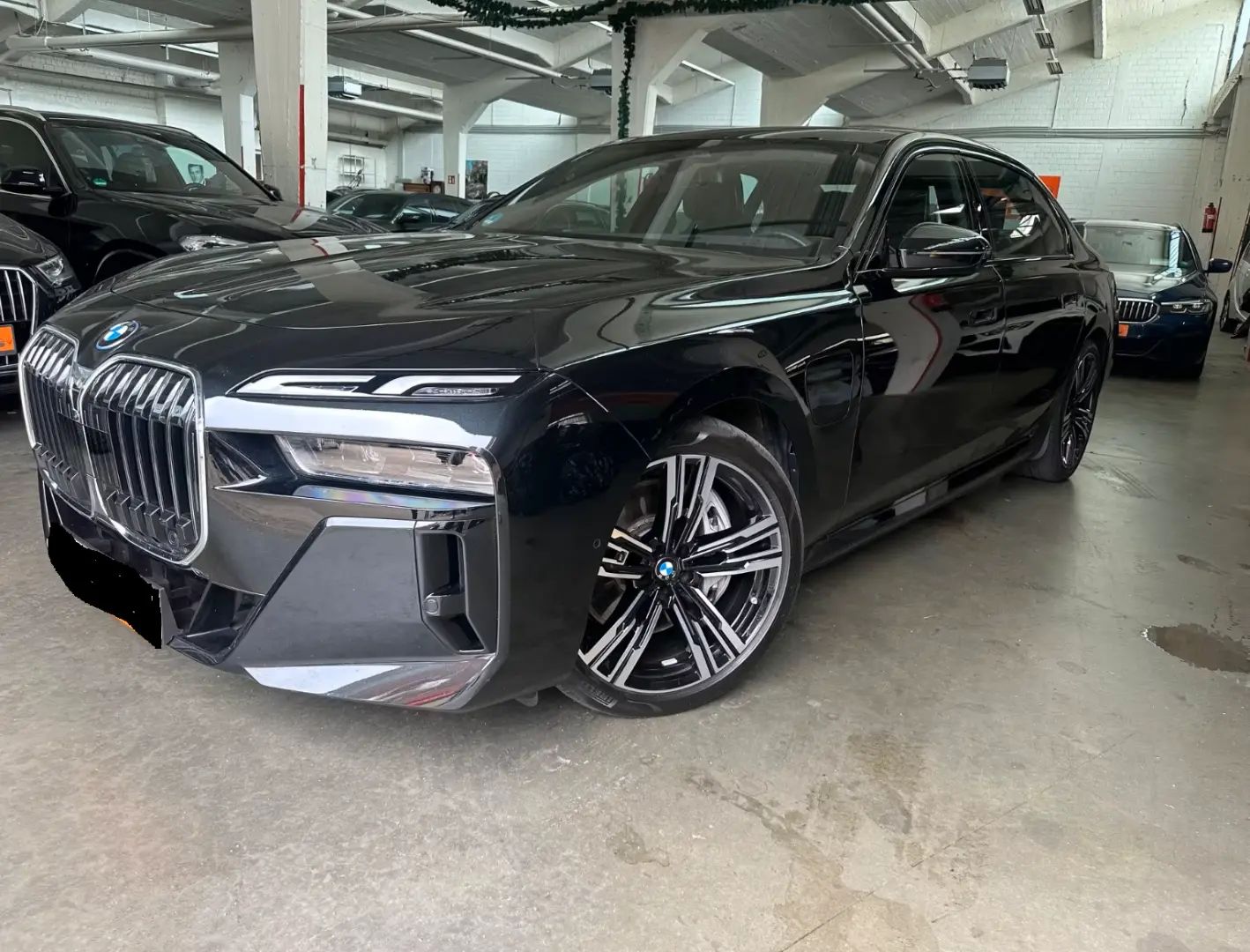 750 e xDrive M SPORT  FEE EXEC EXCL - TV