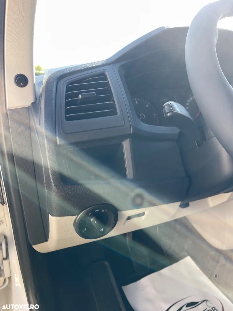 Volkswagen Transporter 2.0TDI LUNG USI SPATE