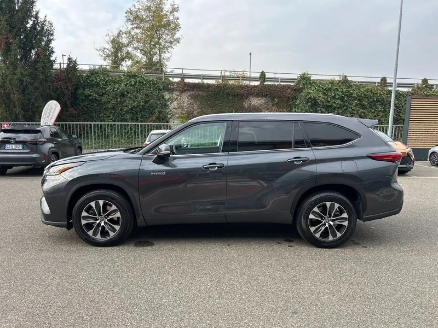 Toyota Highlander Highlander 2.5H AWD-i E-CVT Tr