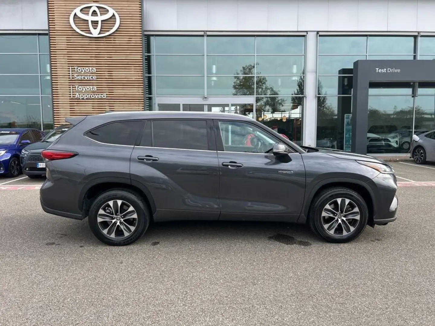 Toyota Highlander Highlander 2.5H AWD-i E-CVT Tr