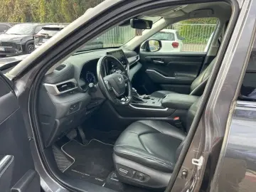 Toyota Highlander Highlander 2.5H AWD-i E-CVT Tr