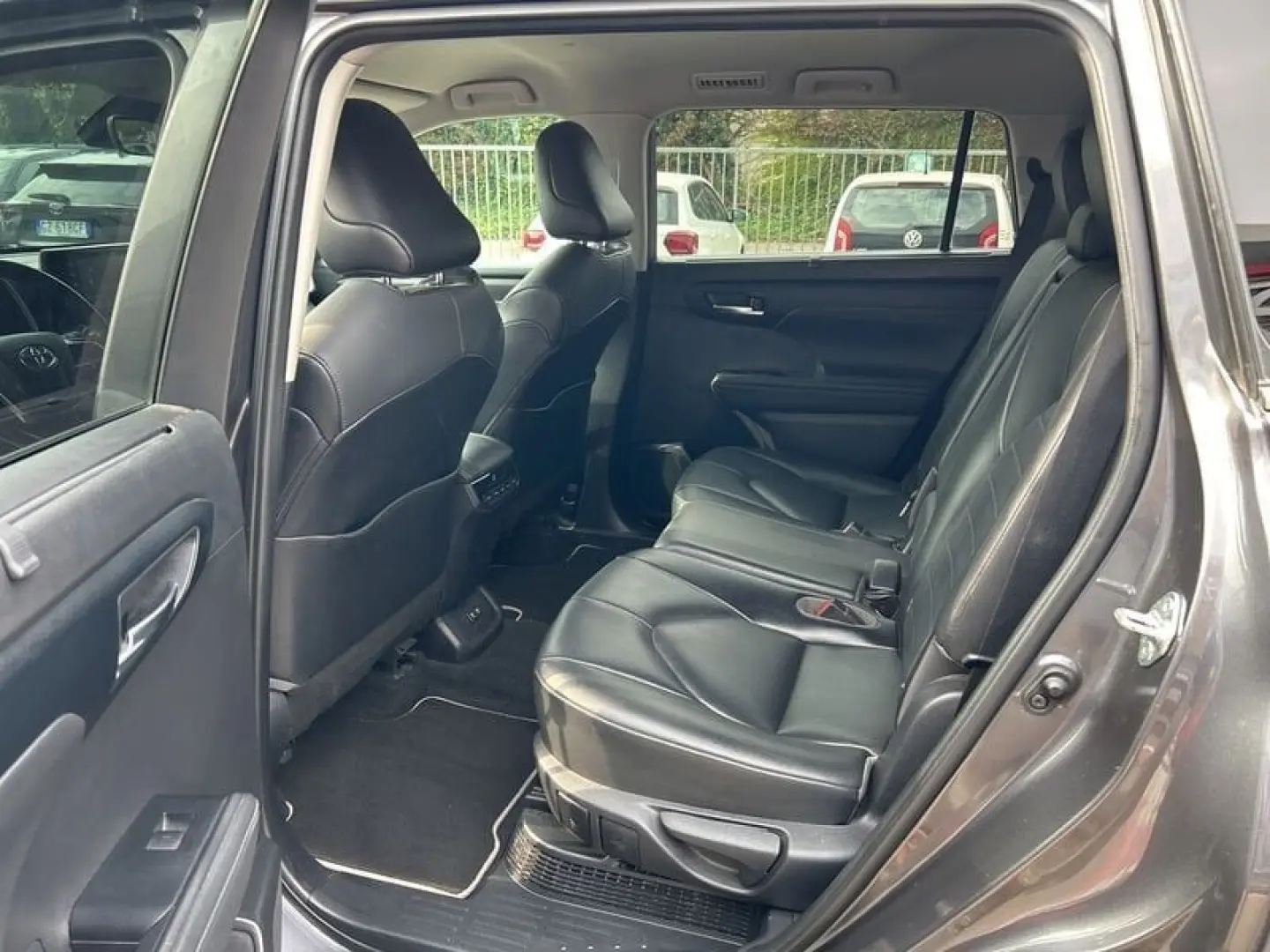 Toyota Highlander Highlander 2.5H AWD-i E-CVT Tr