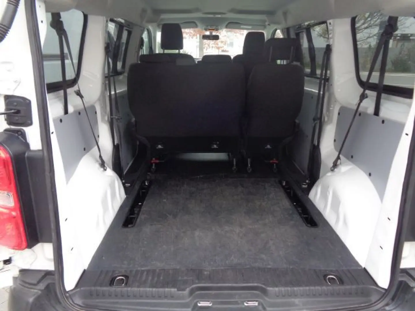 Expert L2 2.0 BlueHDi 145 S&S EAT8