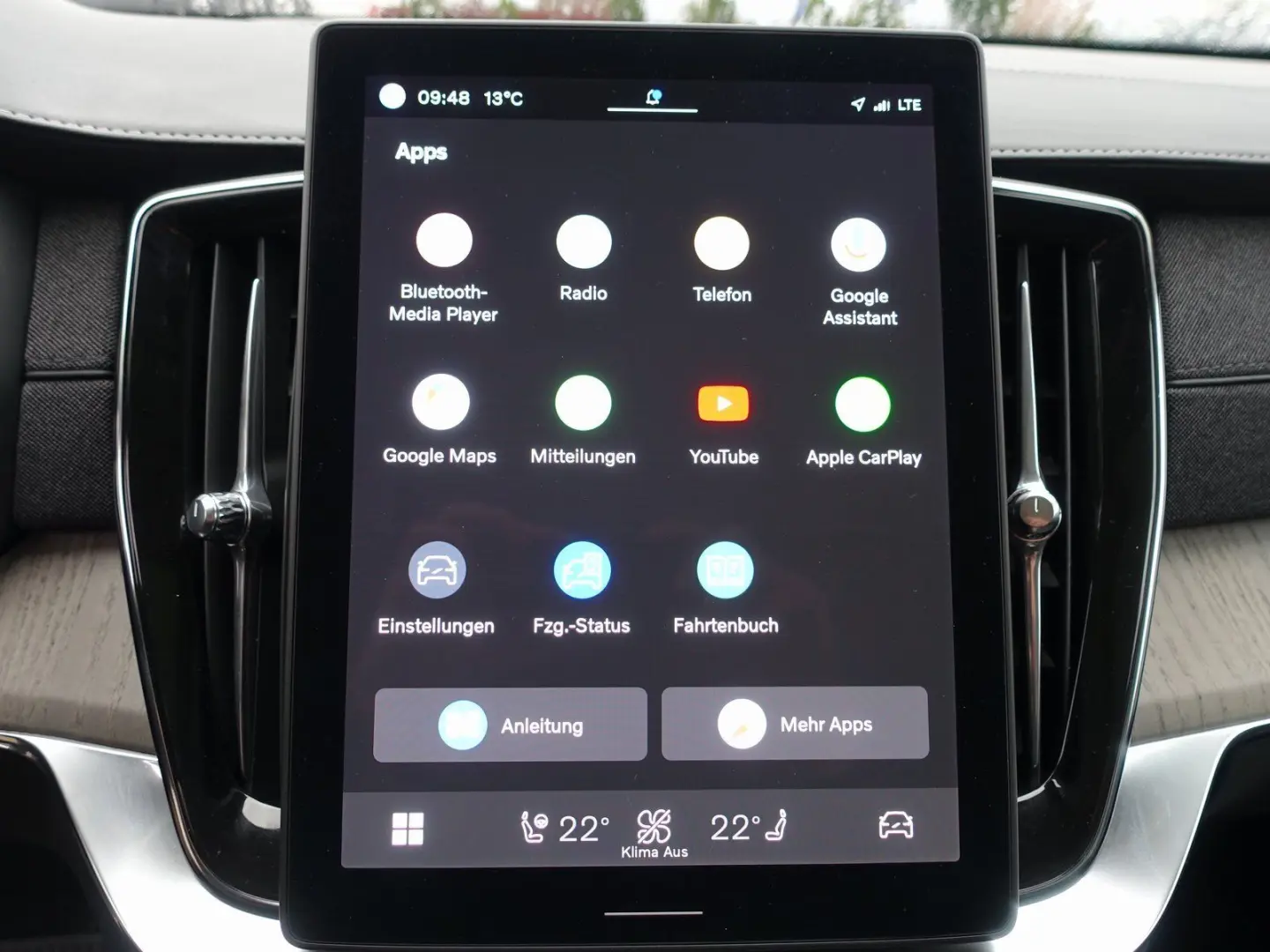 XC90 PlusDark T8 AWD PHEV AirSusp Ventilation 360 TowHook