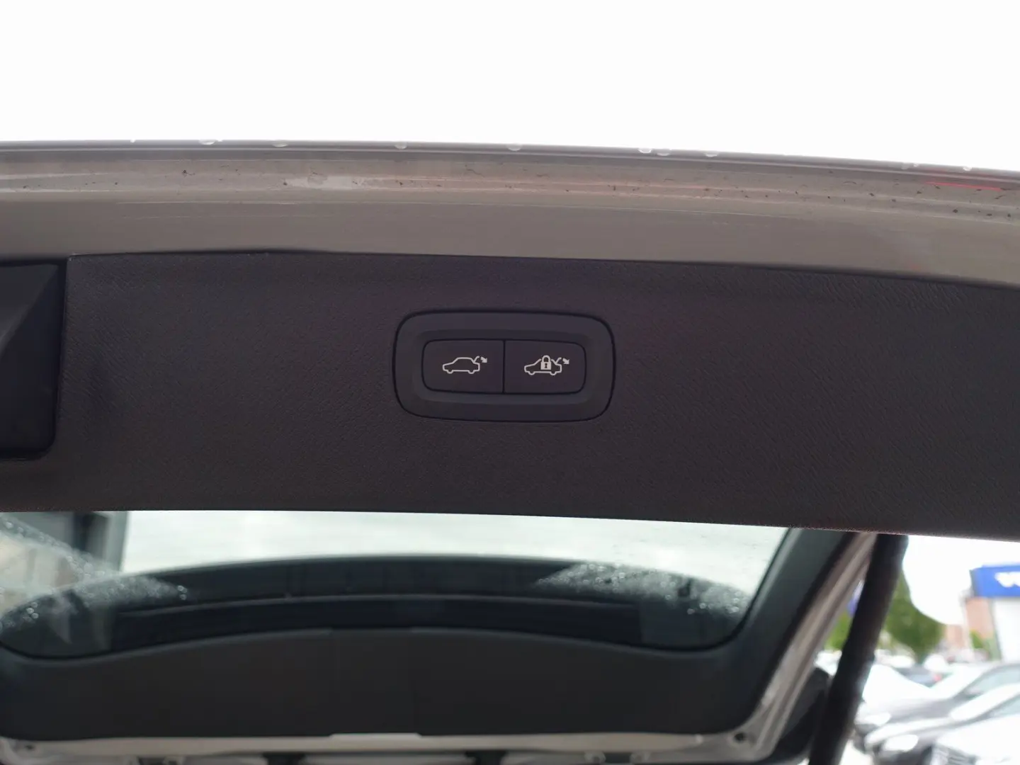 XC90 PlusDark T8 AWD PHEV AirSusp Ventilation 360 TowHook