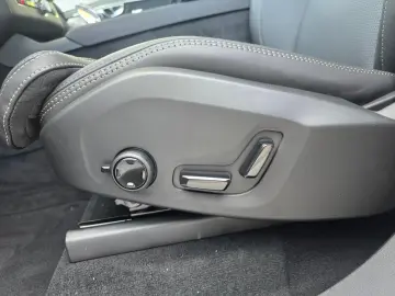 XC90 T8 AWD UltraDark Bowers Massage 360 AirSusp