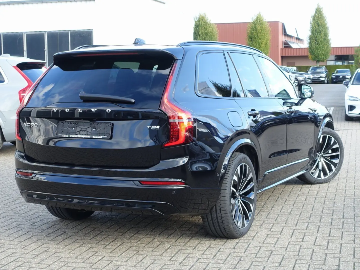 XC90 Plus Dark T8 AWD PHEV Bowers Ventilation AirSusp 360