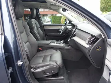 XC90 Plus Dark T8 AWD PHEV B&W AirSusp 360