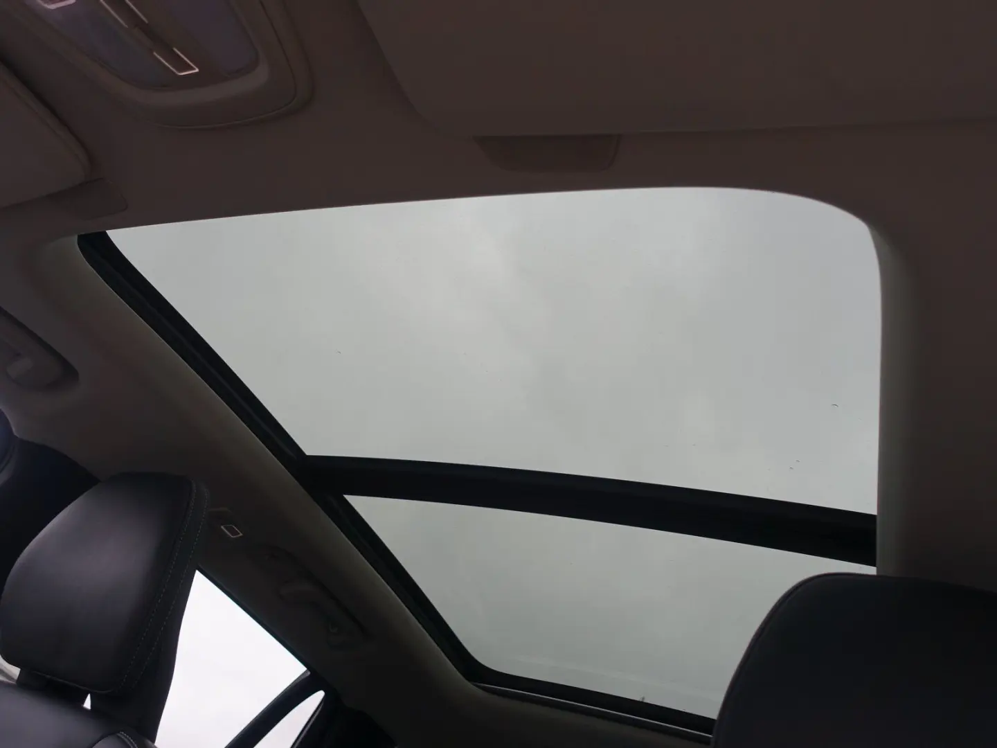 XC90 Plus Dark T8 AWD PHEV B&W AirSusp 360