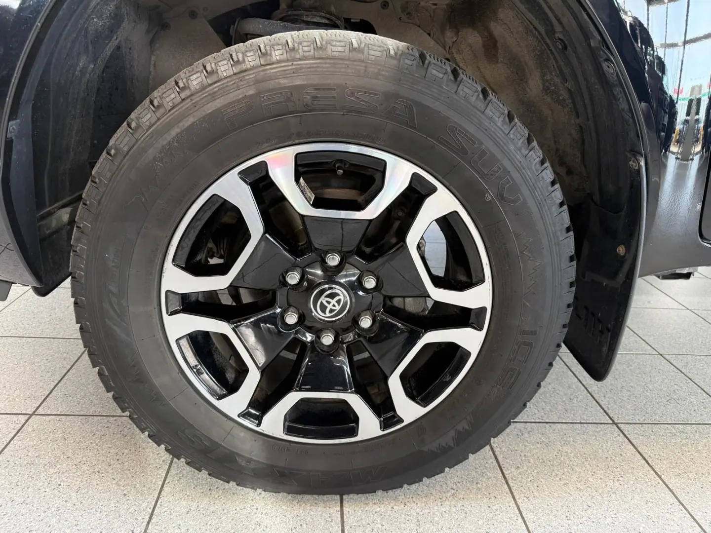 DOUBLE CAB EXECUTIVE-AUT-KAMERA-LED-RADAR-34.895